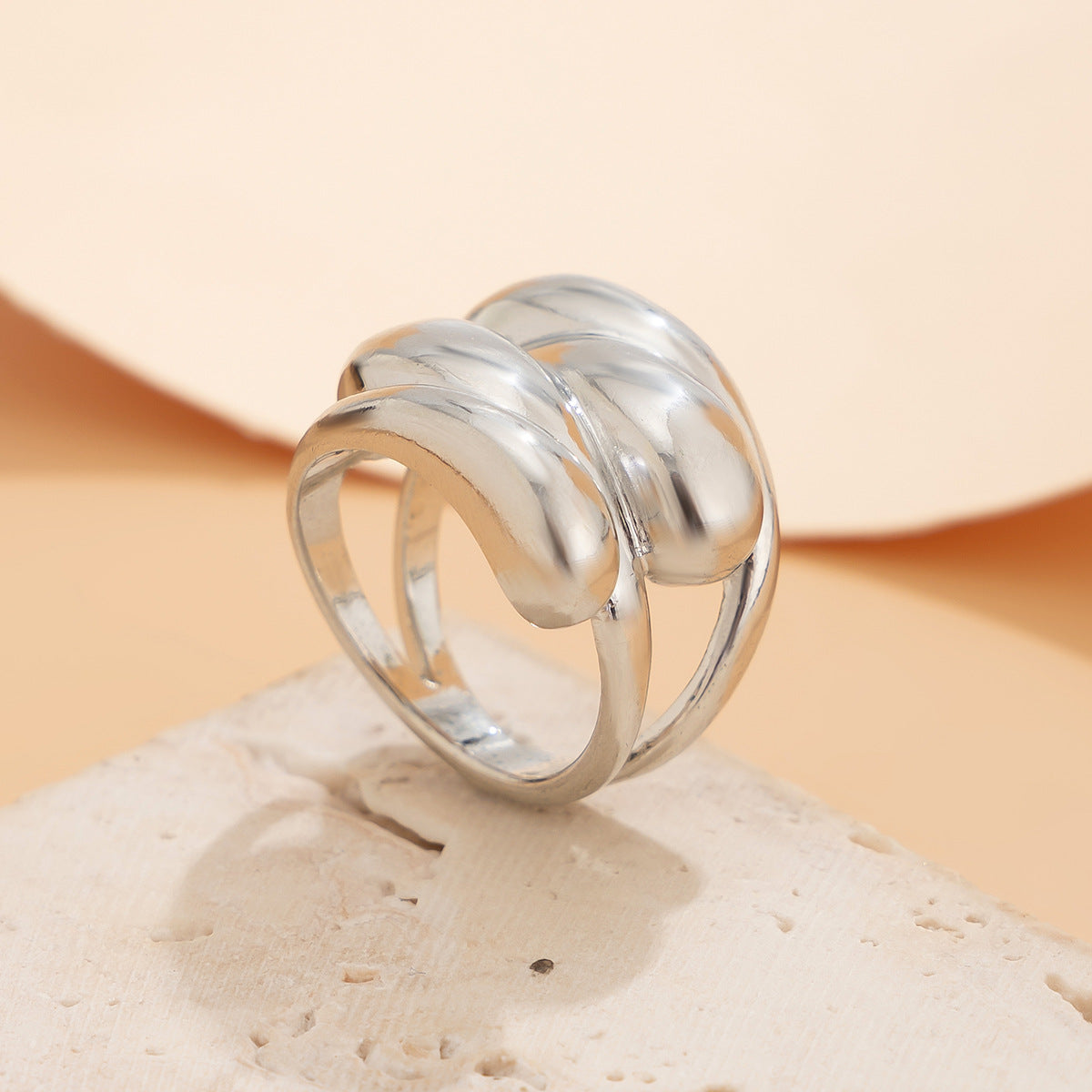 Wholesale Design Metal Polished Open Ring Geometric Water Drop Ring